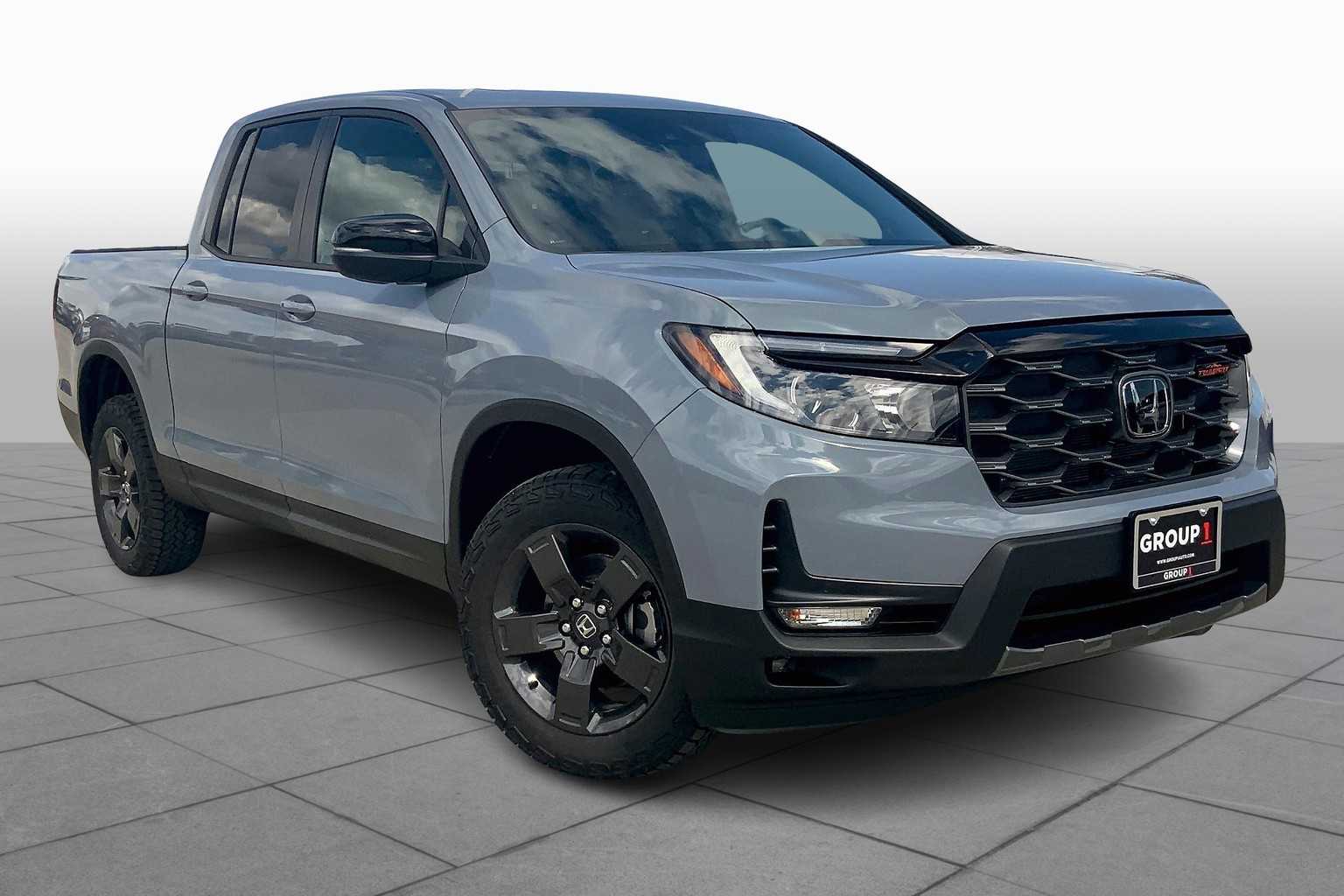 2026 Honda Ridgeline TrailSport photo 2