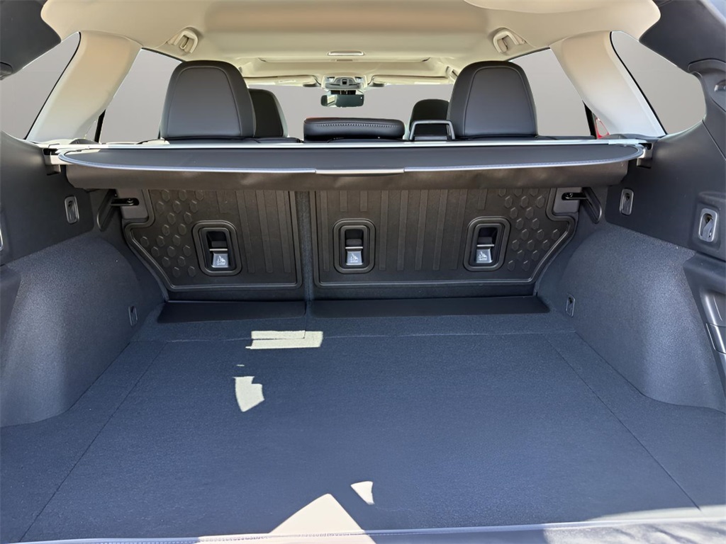 2025 Subaru Outback Touring XT photo 26