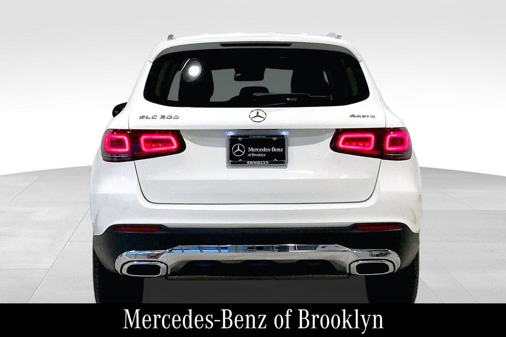 2022 Mercedes Benz GLC 300 4MATIC photo 4