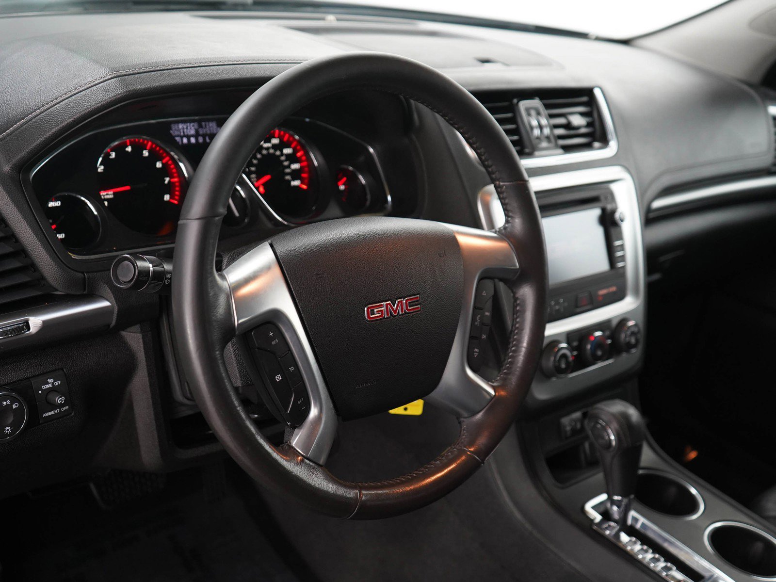 2015 Gmc Acadia SLE photo 20