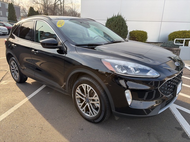 2022 Ford Escape SEL's photo