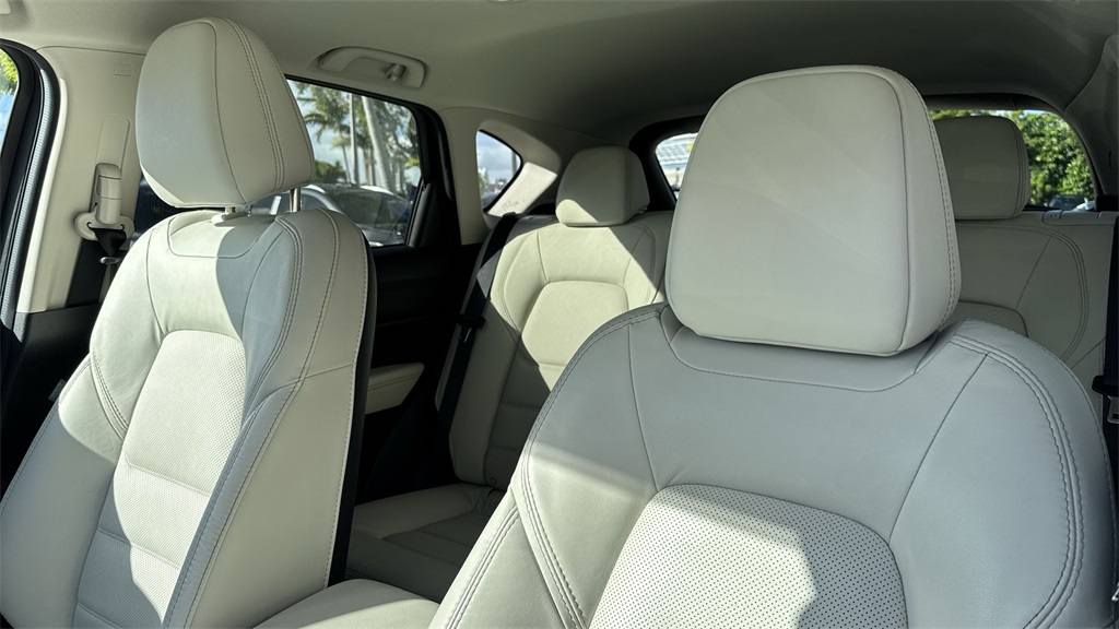 2023 Mazda CX-5 2.5 Premium Plus photo 40