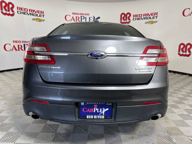 2016 Ford Taurus Limited photo 6