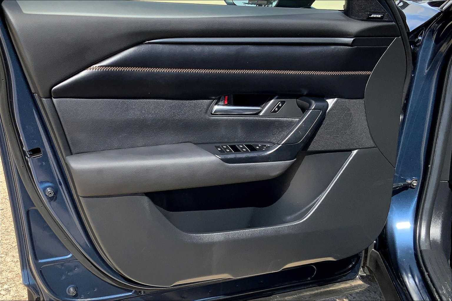 2025 Mazda CX-50 2.5 Premium Plus photo 18