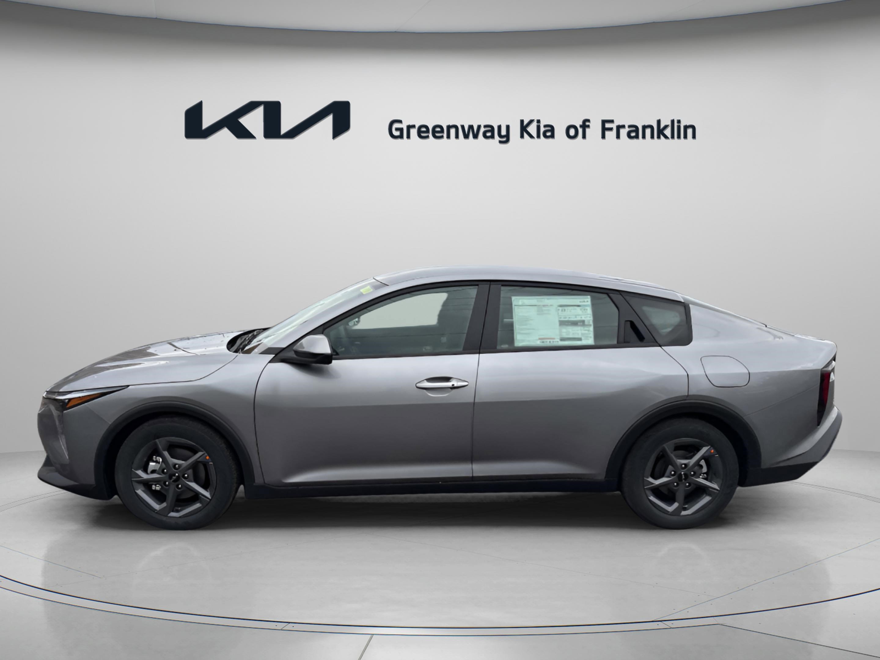 2025 Kia K4 LXS photo 3
