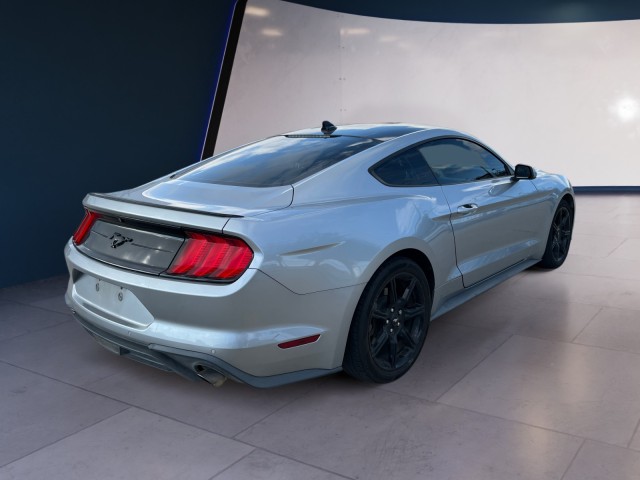2020 Ford Mustang EcoBoost Premium photo 5