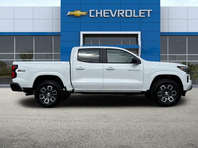 2026 Chevrolet Colorado Z71 photo 3