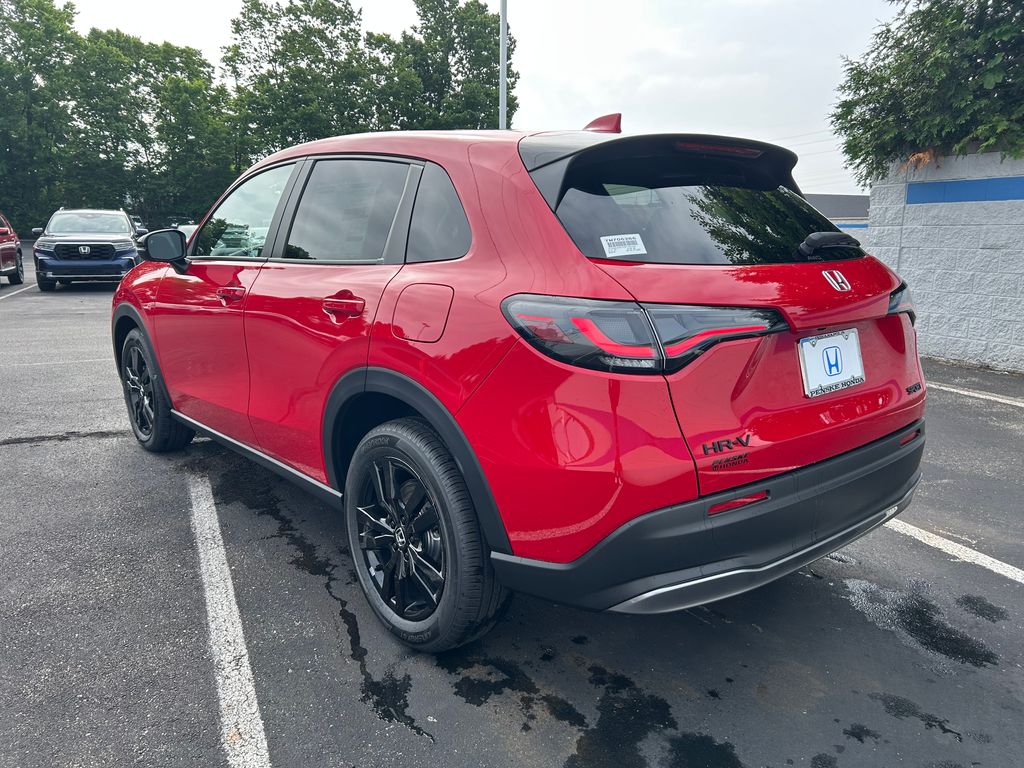 2026 Honda HR-V Sport photo 3