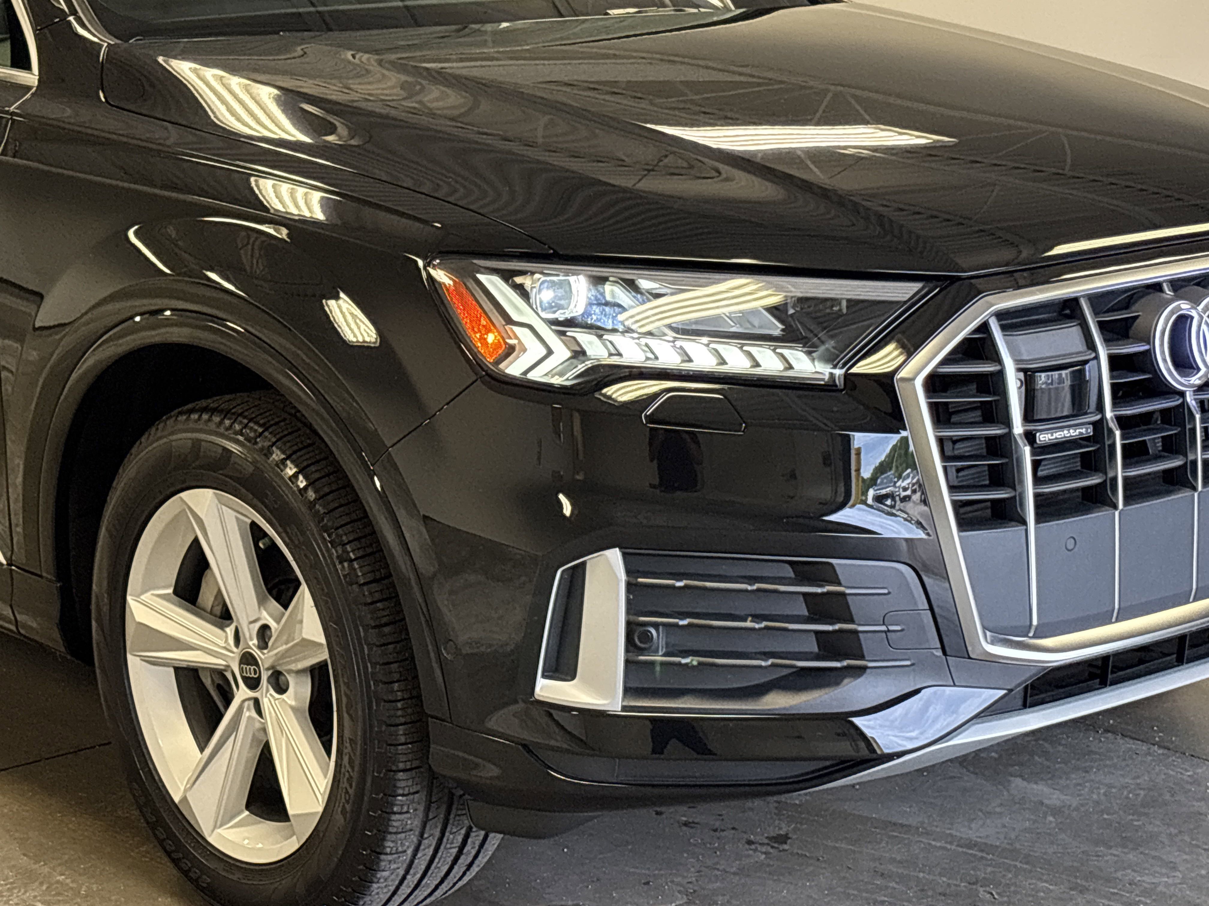 2023 Audi Q7 Premium Plus photo 3