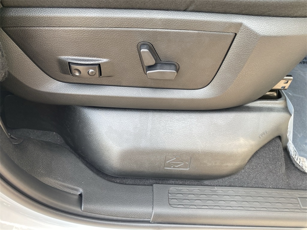2026 Ram 2500 Laramie photo 27
