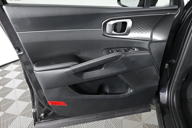 2026 Kia Sorento S photo 16