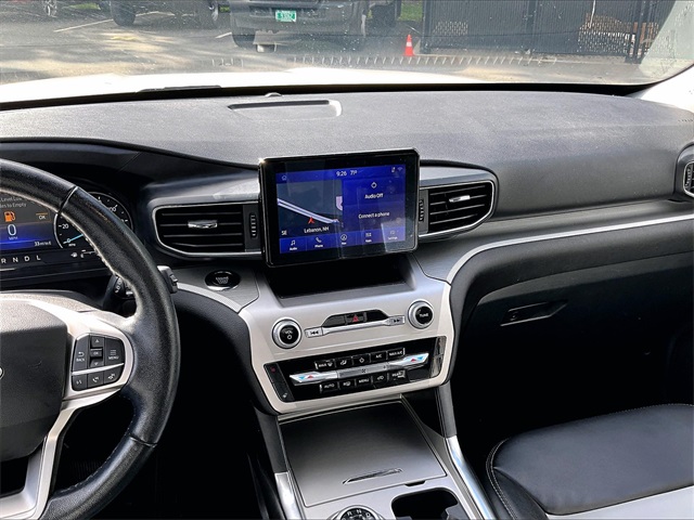 2022 Ford Explorer XLT photo 6