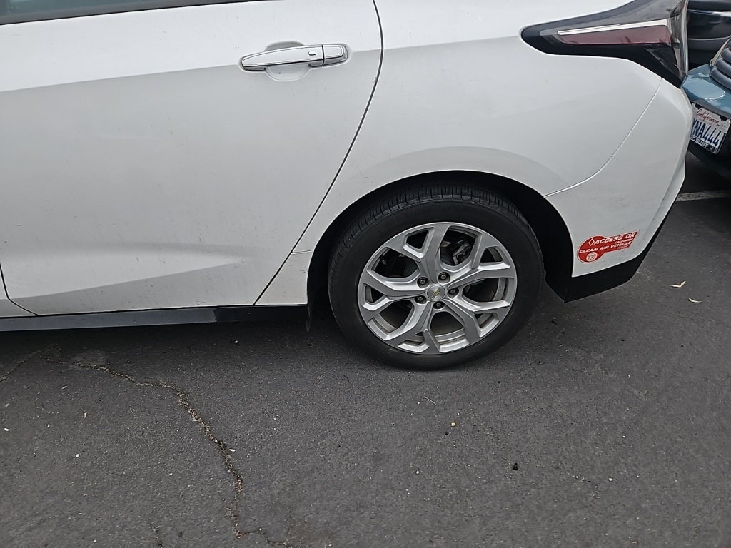 2019 Chevrolet Volt Premier photo 4