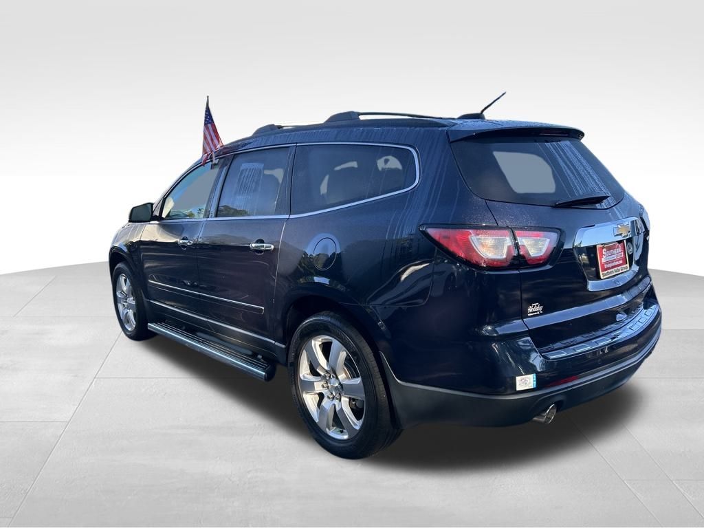 2016 Chevrolet Traverse LTZ photo 3