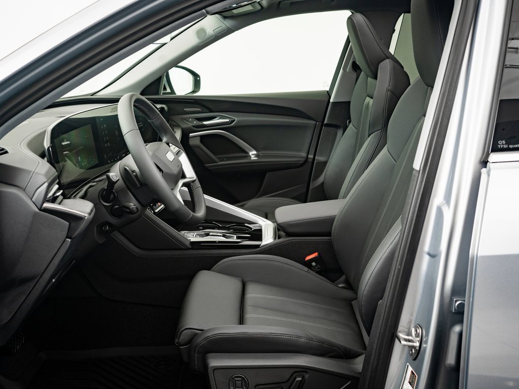 2025 Audi Q5 2.0T Premium Plus photo 17