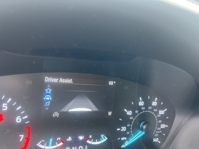 2020 Ford Escape SE photo 19