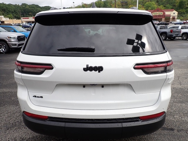 2025 Jeep Grand Cherokee Altitude X photo 4