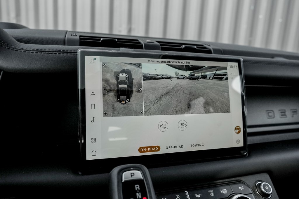2025 Land Rover Defender 110 X-Dynamic SE photo 14