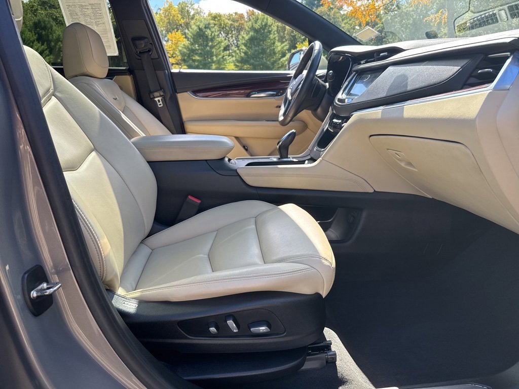 2018 Cadillac XT5 Luxury photo 18