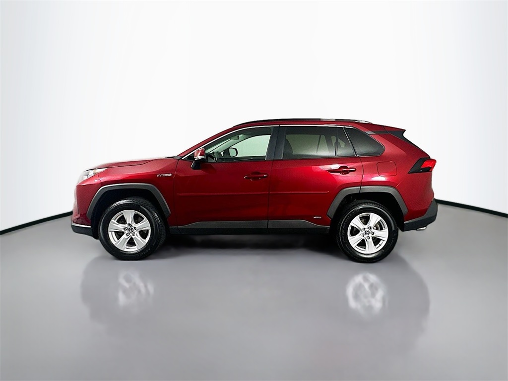 2019 Toyota RAV4 Hybrid LE photo 6