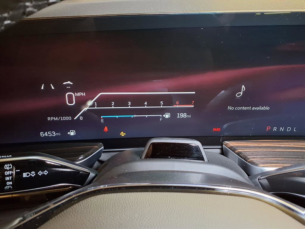 2025 Cadillac Escalade ESV Luxury photo 7