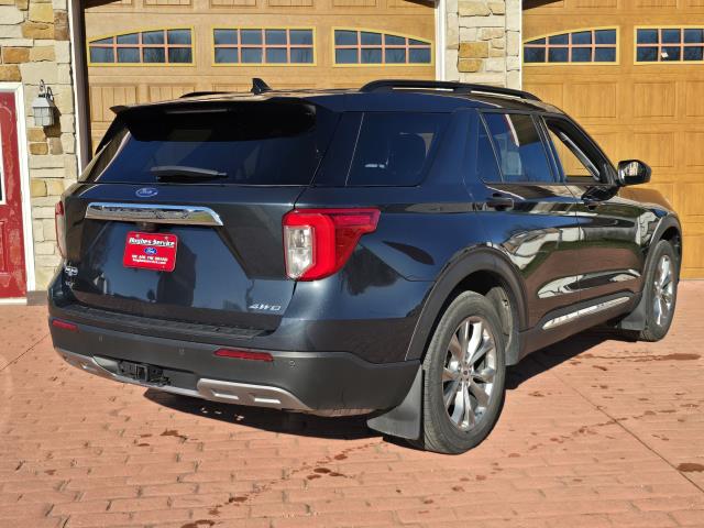 2022 Ford Explorer XLT photo 3