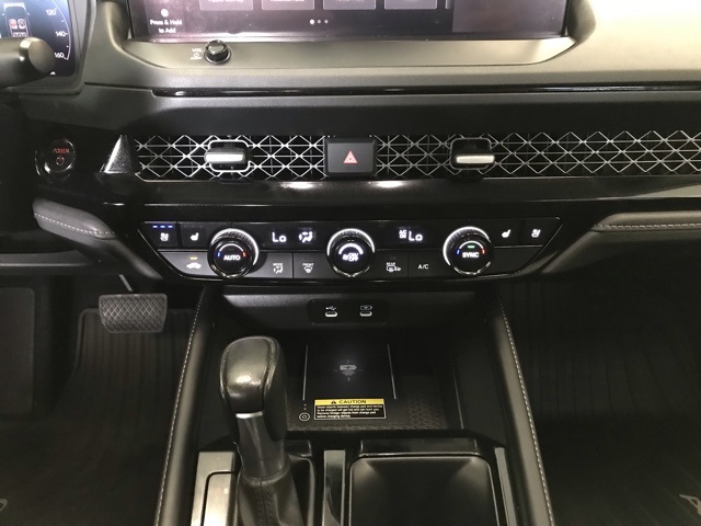 2023 Honda Accord Hybrid Touring photo 17