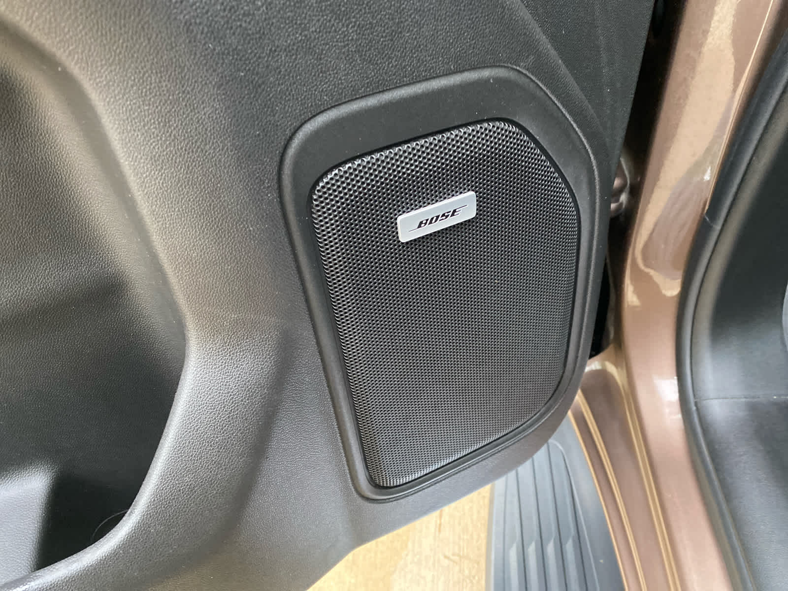 2019 Chevrolet Silverado 1500 High Country photo 9