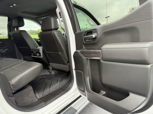 2019 Chevrolet Silverado 1500 LTZ photo 13