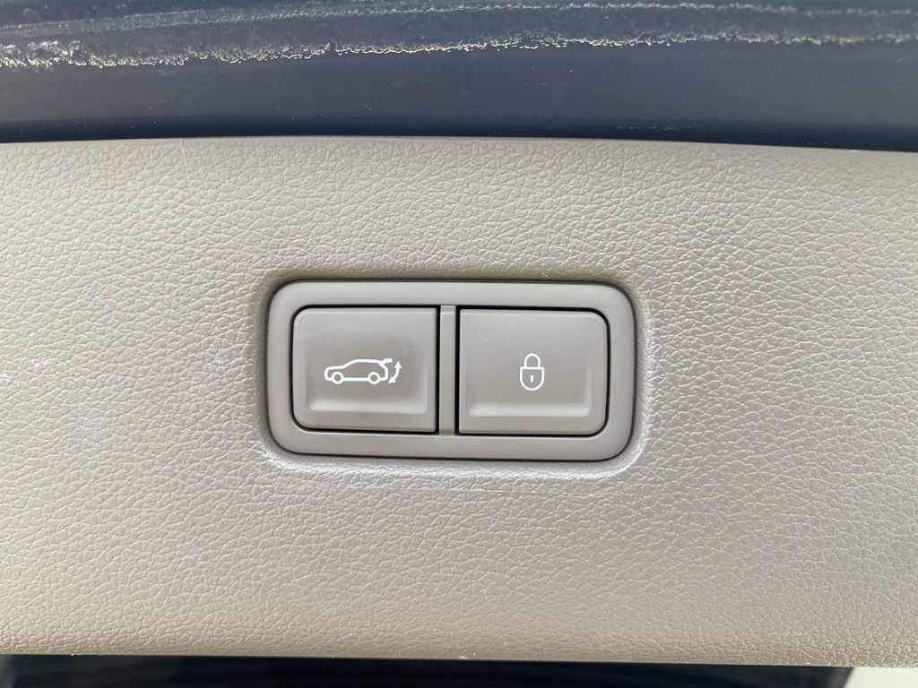 2024 Genesis GV80 3.5T photo 9