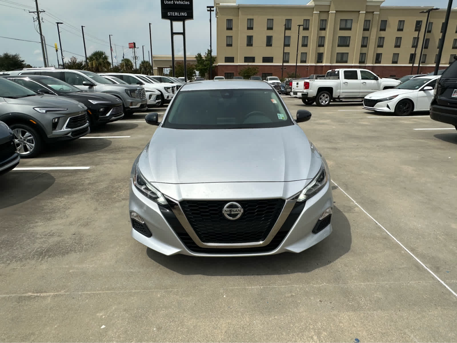 Used 2022 Nissan Altima SR with VIN 1N4BL4CV3NN332853 for sale in Broussard, LA