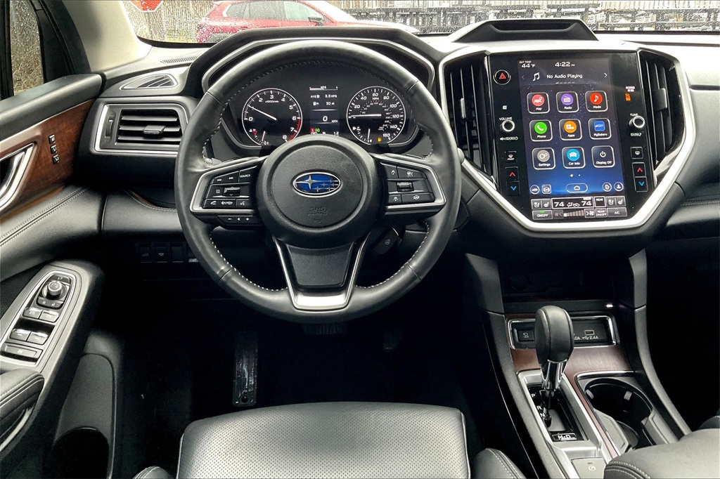 2024 Subaru Ascent Touring photo 4