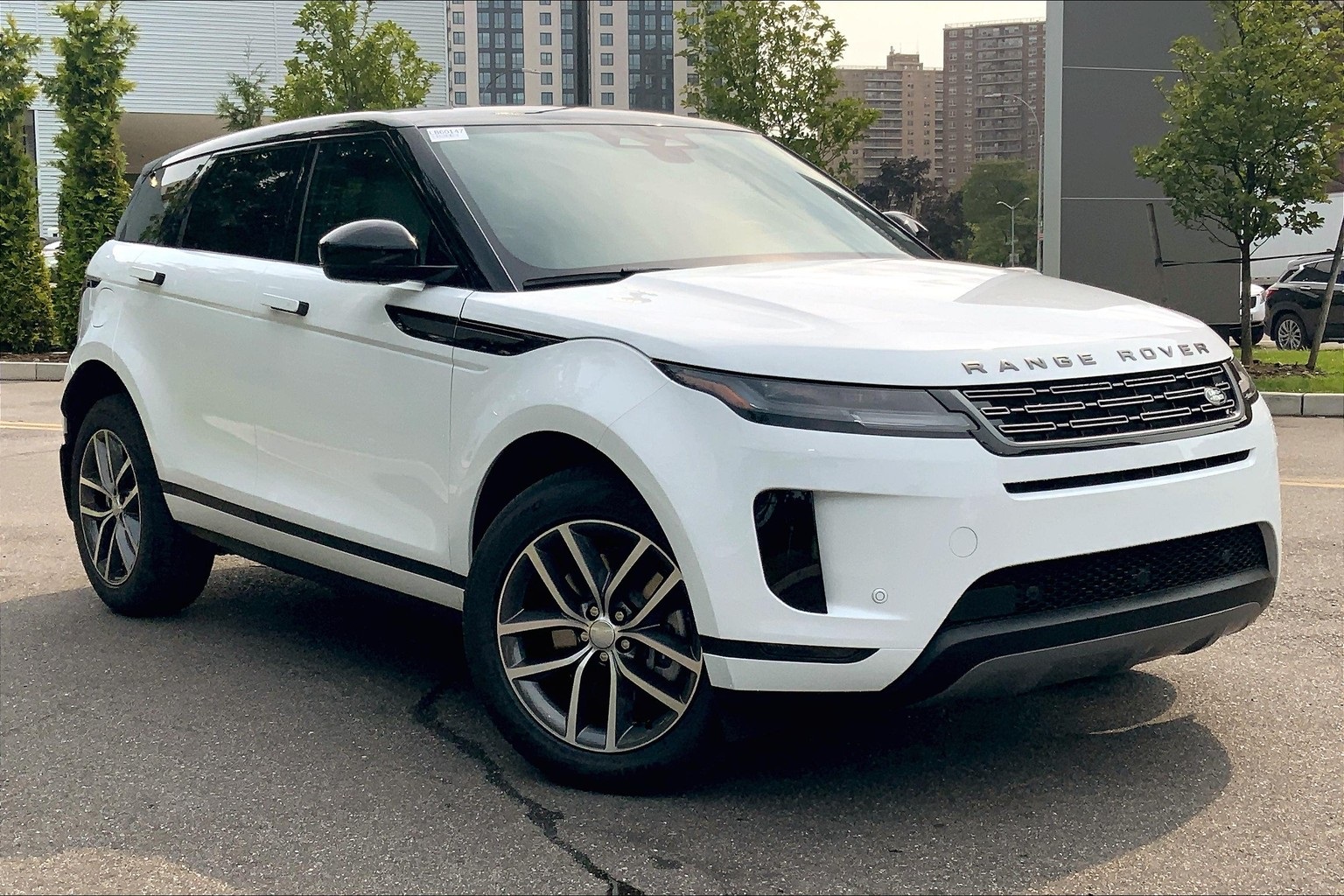 2026 Land Rover Range Rover Evoque S photo 2