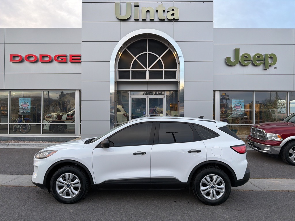 2020 Ford Escape S photo 3