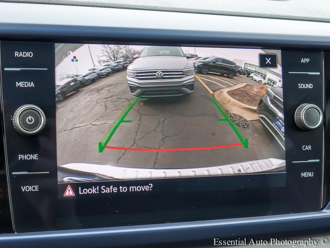 2023 VOLKSWAGEN TAOS - Image 14