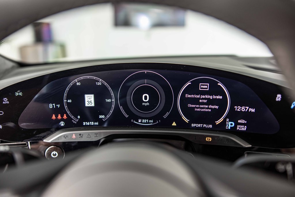 2020 PORSCHE TAYCAN - Image 26