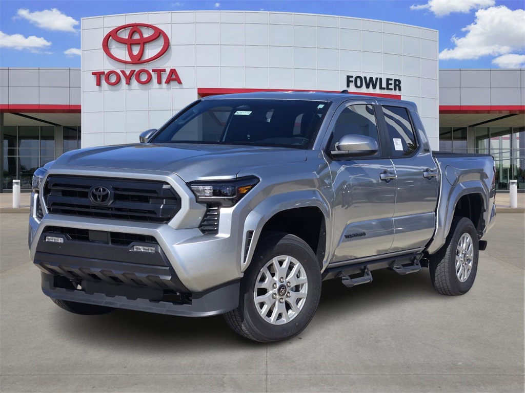 2025 Toyota Tacoma SR5's photo