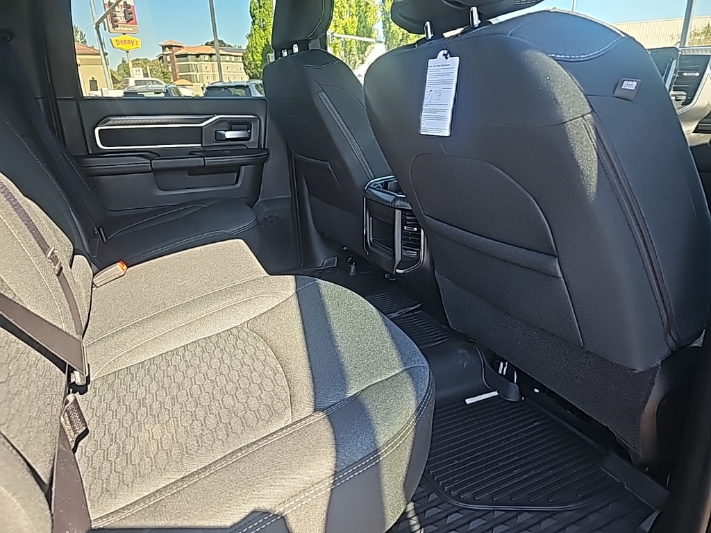 2025 Ram 2500 Big Horn photo 11