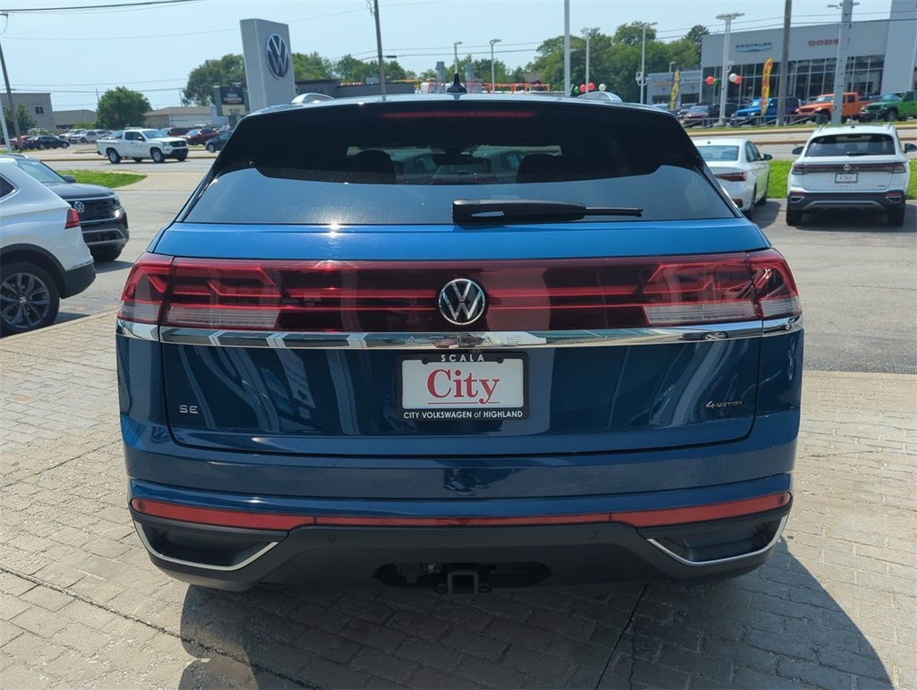 2025 Volkswagen Atlas Cross Sport SEL R-Line photo 7
