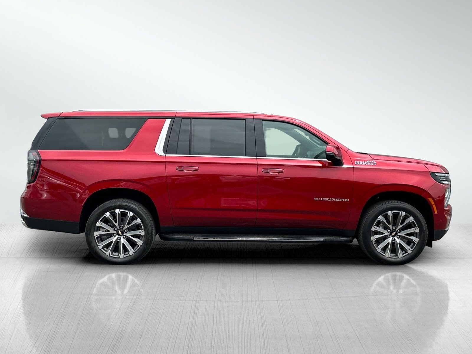 2025 Chevrolet Suburban High Country photo 2