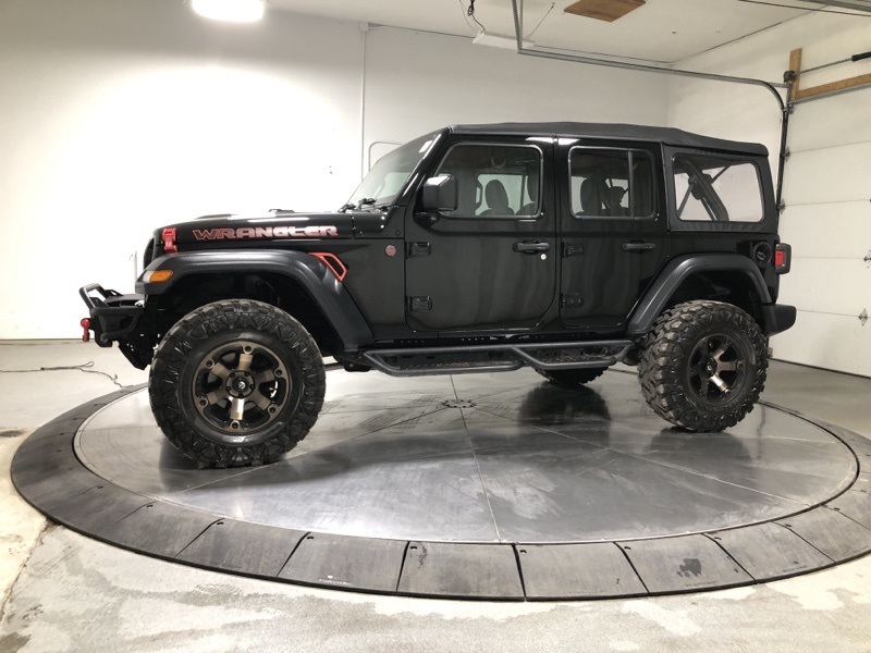 2020 Jeep Wrangler Unlimited Sport photo 3