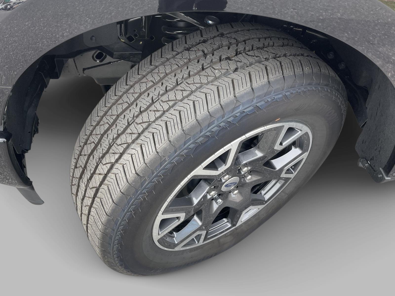 2025 Ford F-150 STX photo 3