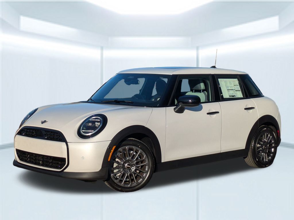 2026 MINI Hardtop S's photo