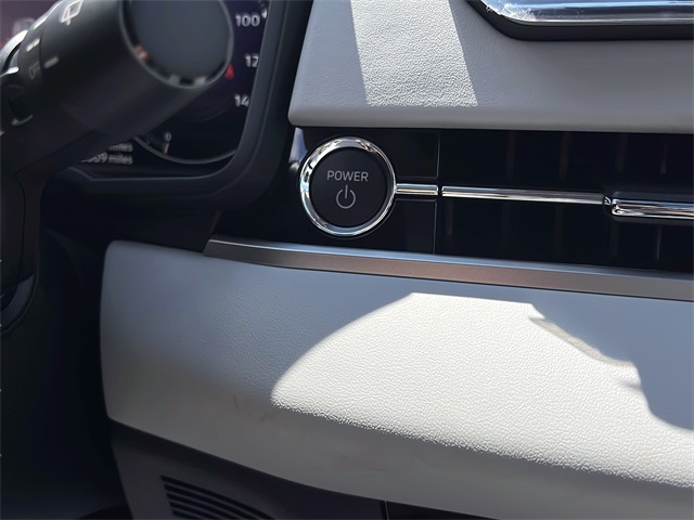 2025 Mitsubishi Outlander PHEV SEL photo 24