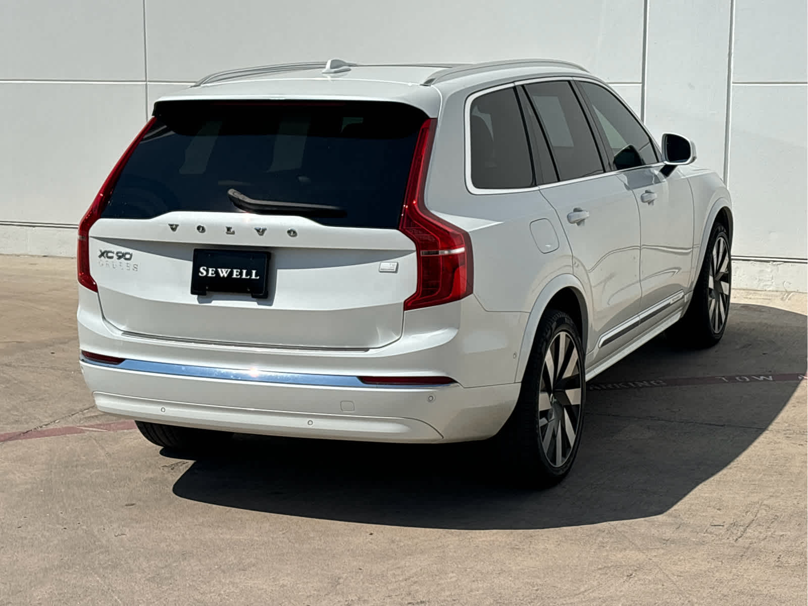 2023 Volvo XC90 Recharge Ultimate photo 4