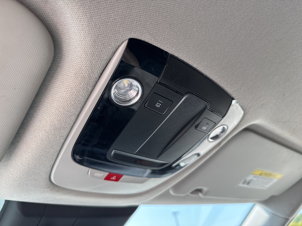 2024 Kia Seltos X-Line photo 24