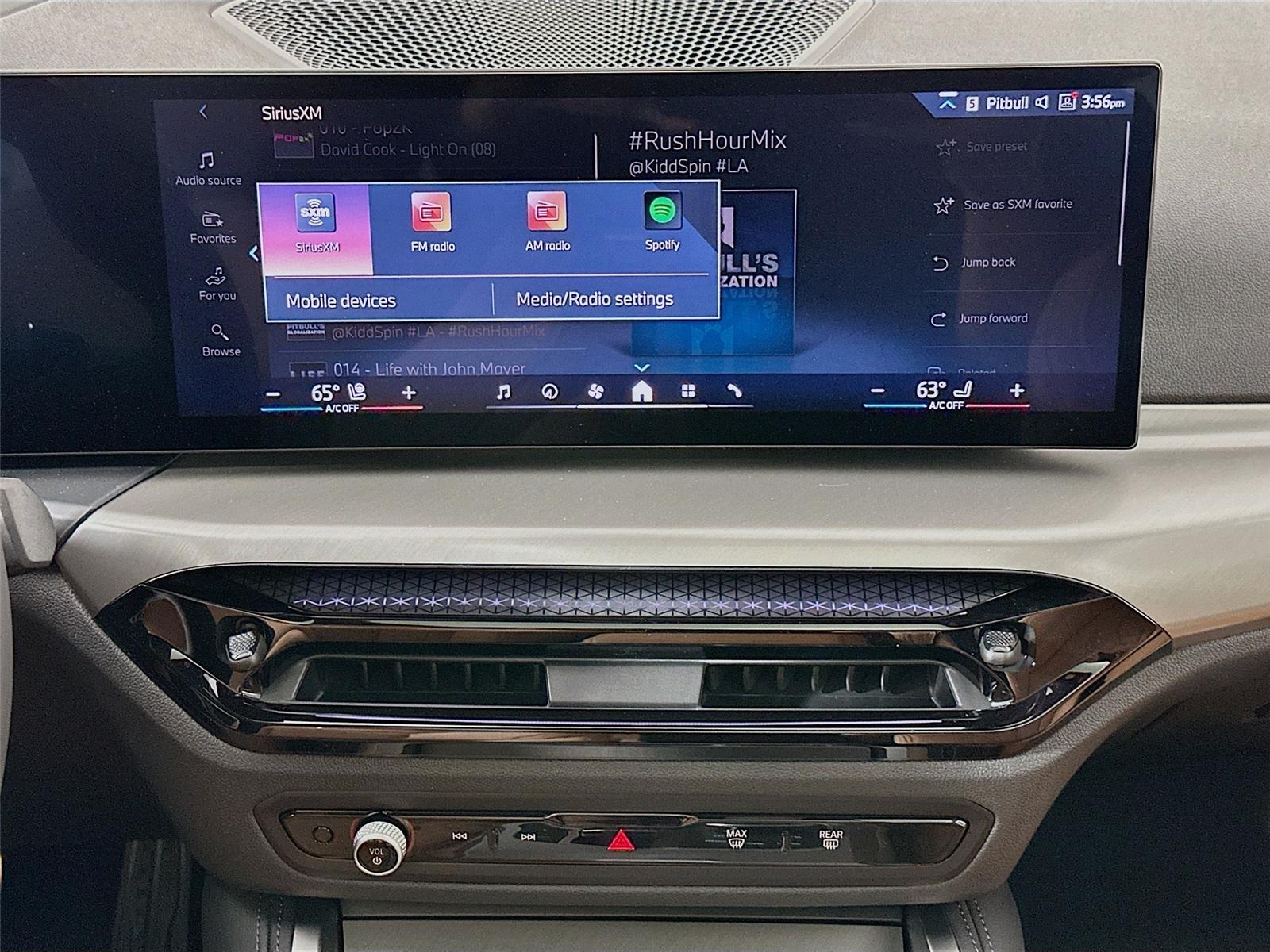 2025 Bmw 230i xDrive photo 15