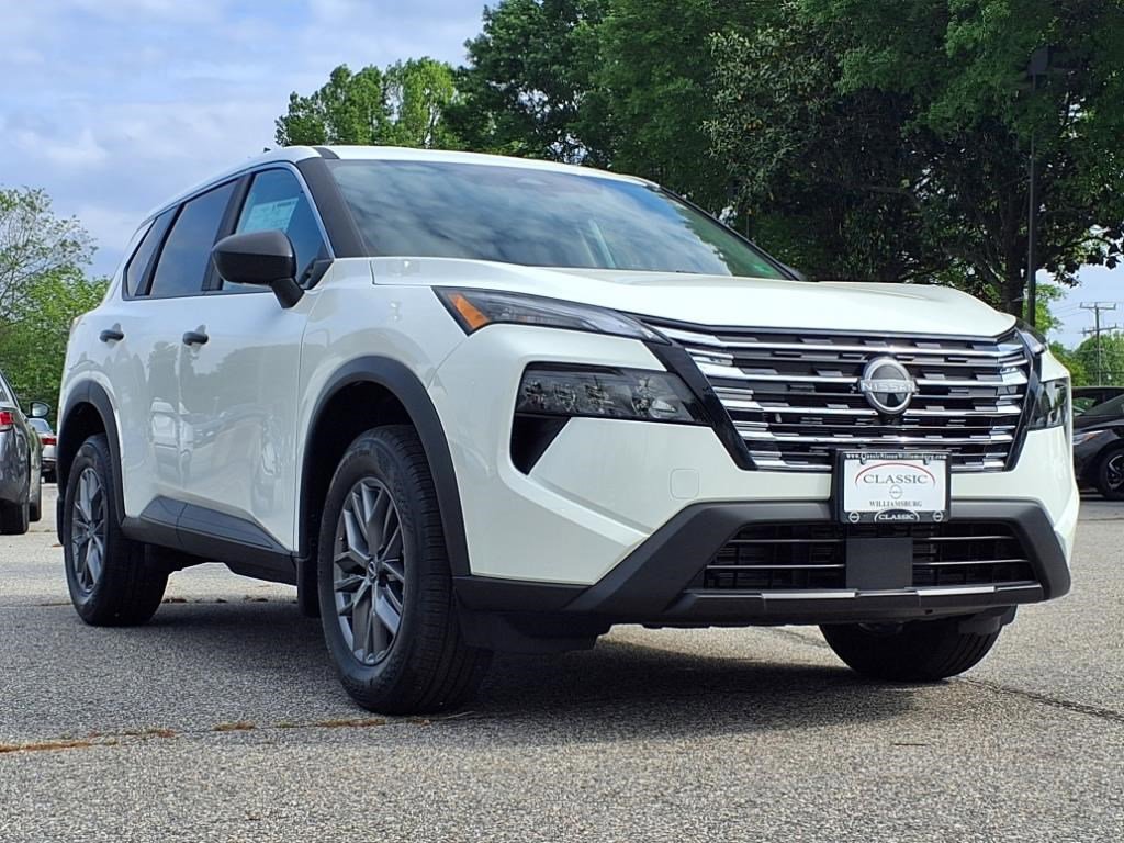 2025 Nissan Rogue S photo 2