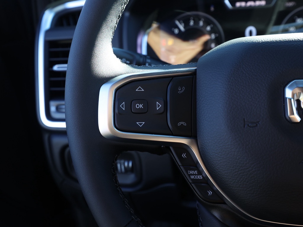 New 2026 Granite Crystal Metallic Clear-Coat Exterior Paint RAM Big Horn/Lone Star image 24