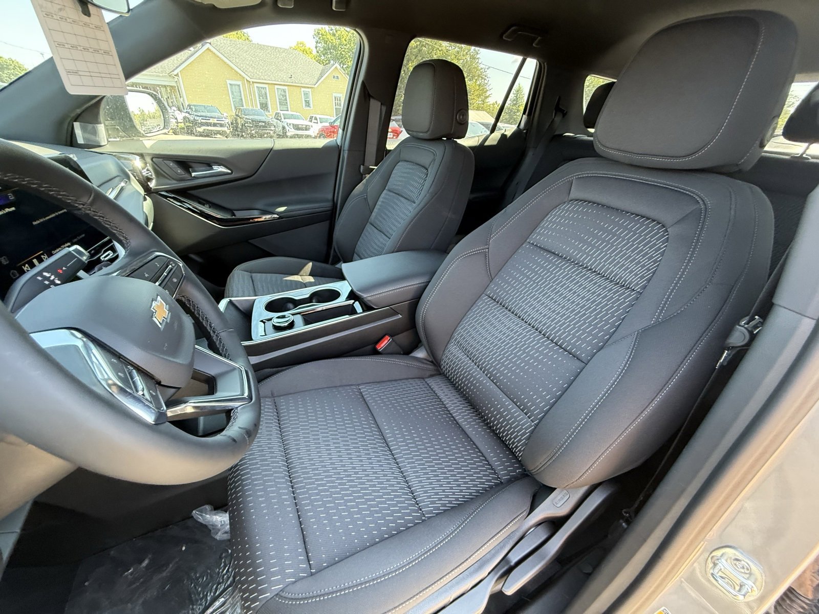 2026 Chevrolet Equinox LT photo 13